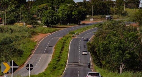 Notícia de MT Política de MT Governo assina ordem de serviço para revitalização da MT-040