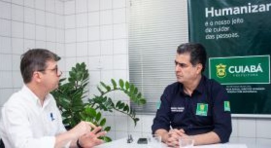 Prefeito se reúne com promotor do MP