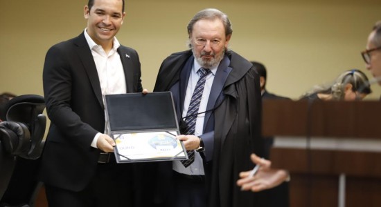 Política MT Governo de MT recebe Selo Ouro presidente do TCE-MT José Carlos Novelli