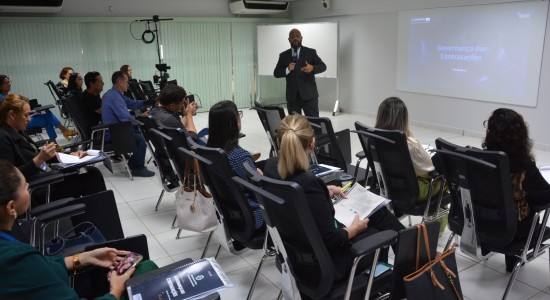 Política MT Servidores fazendários e do Tribunal de Justiça