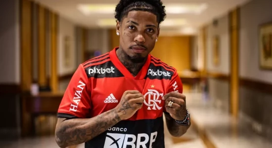 Flamengo anuncia a contratação de Marinho, do Santos