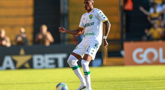 Cuiabá anuncia venda de Matheus Alexandre ao Sport Recife