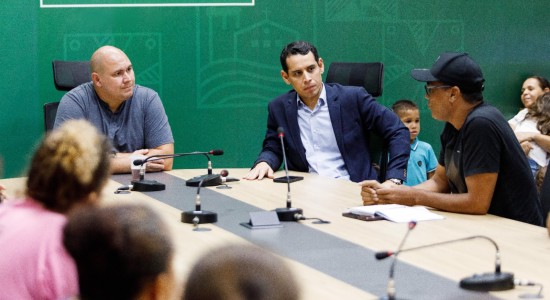 Prefeito Abilio Brunini Reafirma Compromisso com Regularização Fundiária e Moradia Popular em Cuiabá (MT)