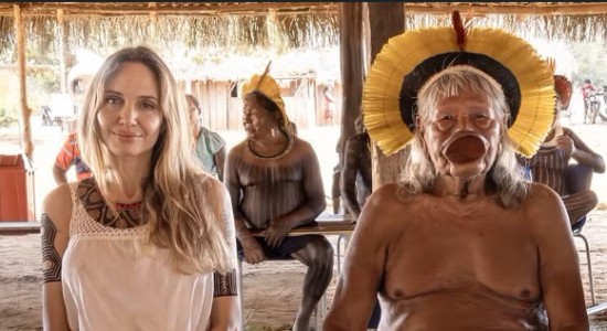 Confira a visita de Angelina Jolie em Mato Grosso