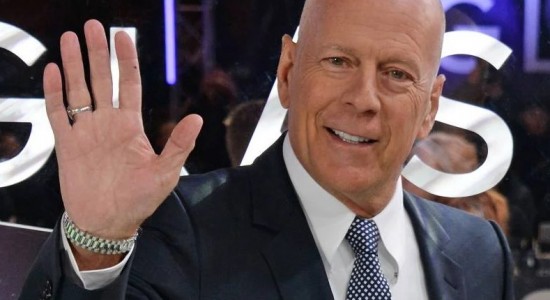 Ator Bruce Willis se aposenta após diagnóstico de afasia