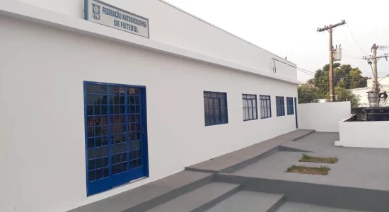 Justiça nomeia advogado como interventor da FMF após fim de mandato de Aron Dresch