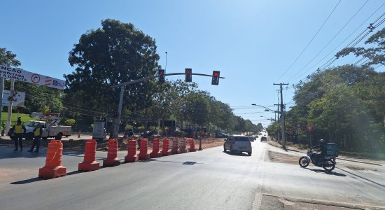 Cruzamento de acesso ao bairro Morada do Ouro é interditado por 20 dias
