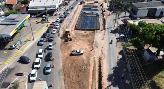 Obras do Complexo Viário do Leblon avançam com escavação de trincheira