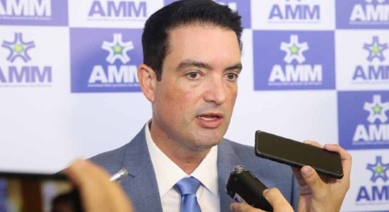 Presidente da AMM garante candidatura de Janaina ao Senado mesmo com federação