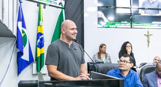 Prefeito propõe PPP para escolas sem impacto na contratação de professores