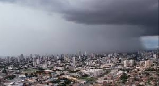 INMET emite alerta amarelo de tempestade com risco de granizo em Cuiabá e outras 40 cidades