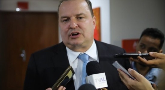 Max Russi projeta novo concurso público da ALMT