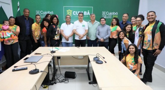 Prefeito Emanuel Pinheiro concede área para abrigar sede do grupo Flor de Atalaia