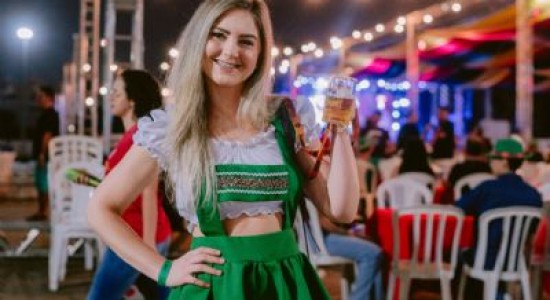 Oktoberfest CUIABA MT Edição 2022 da Oktoberfest Louvada bate recorde no consumo de chopp