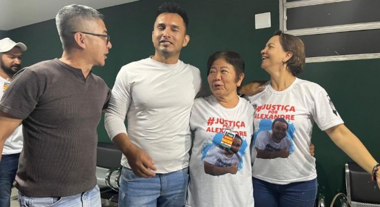 Mãe e amigos de Miyagawa comemoram cassação de Paccola: alívio e justiça