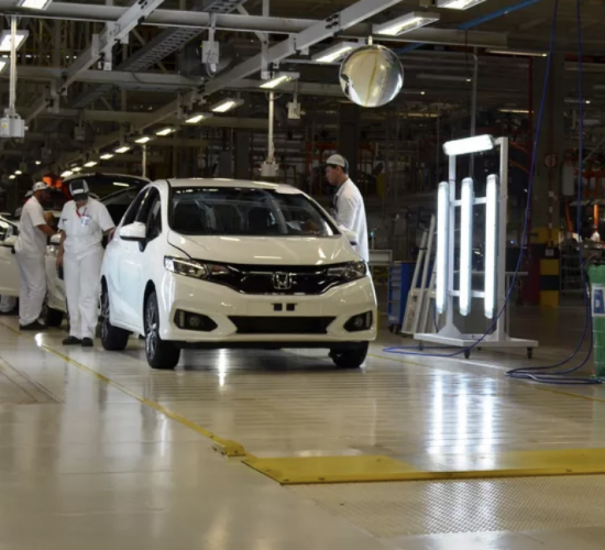 Honda é 8ª montadora a suspender produção no Brasil por piora da pandemia