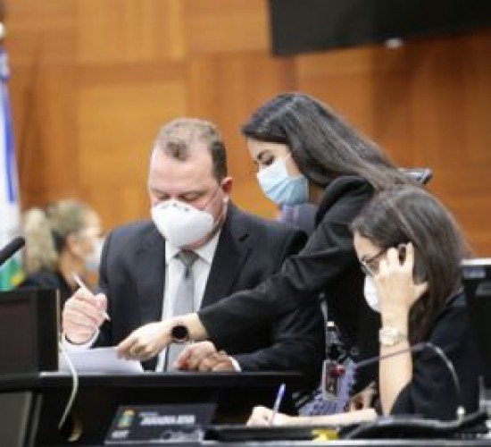 Em primeira votação, deputados aprovam fim de reeleição na Mesa Diretora da ALMT PRESIDENTE MAX RUSSI