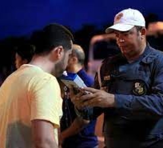 embriaguez ao volante Lei Seca: 15 motoristas são presos