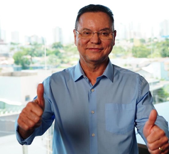 Botelho reforça necessidade de mudança para Cuiabá em mensagem de aniversário