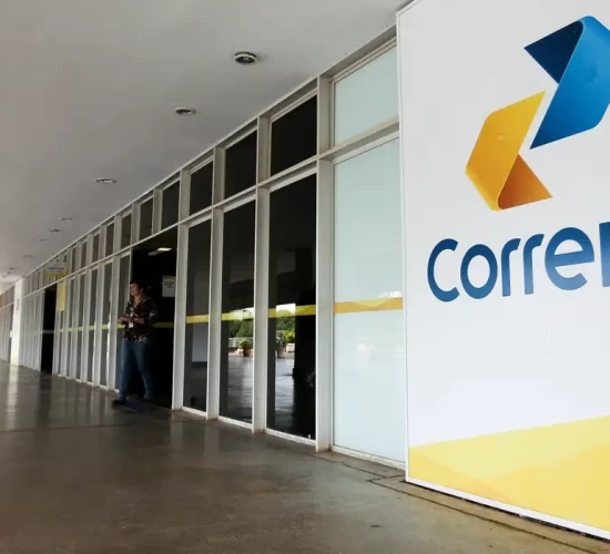 Correios anunciam cargos de nível médio e superior em concurso público