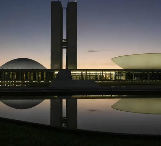 CAMPANHA ELEITORAL PAGA COM DINHEIRO PÚBLICO STF decide por manter fundo eleitoral no valor de R$ 4,9 bilhões