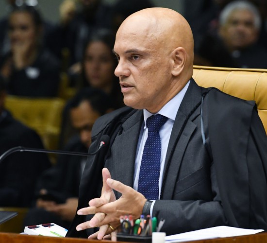 Alexandre de Moraes determina bloqueio do Telegram em todo o país