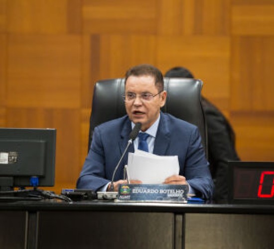 Botelho deputadp de mt ganha prêmio e finalista do Prêmio Unale