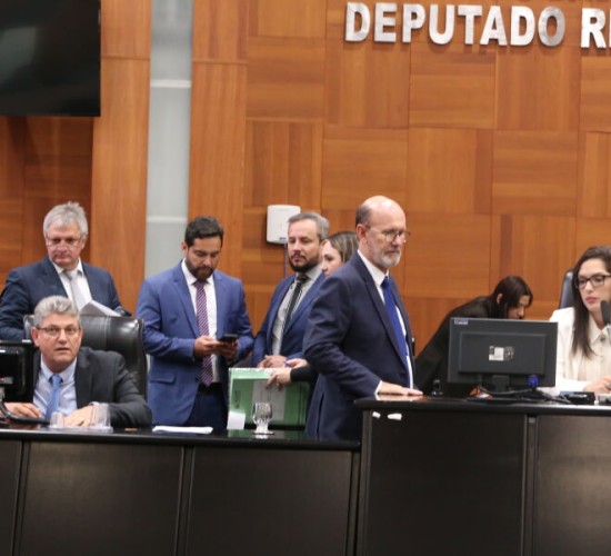 Deputados de MT aprovam PLC que altera cálculo do ICMS