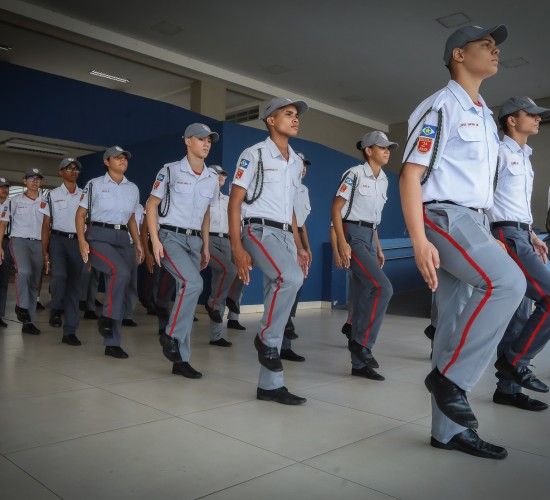 Seduc abre inscrições de processo seletivo para as Escolas Estaduais Cívico-Militares