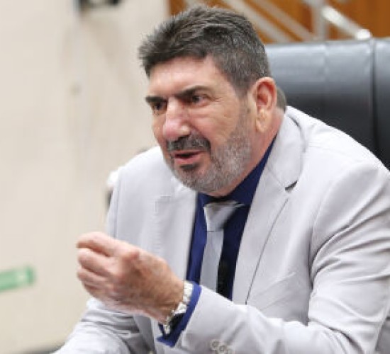 Deputado Dr. João coloca como prioridade reforma no antigo pronto-socorro