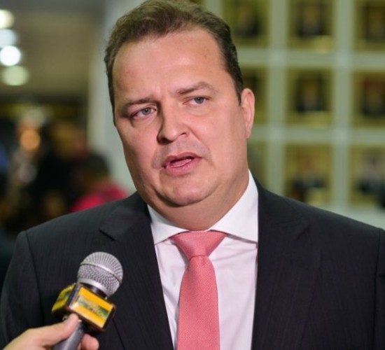 Campanha do bem DEPUTADO DE MT MAX RUSSI ´PRESSIDENTE DA AL-MT