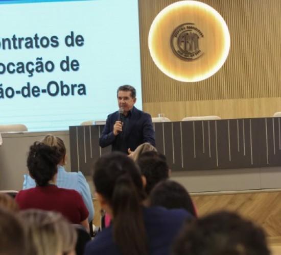 TCE-MT BATE RECORDE COM CURSO ONLINE SOBRE CONTRATOS ADMINISTRATIVOS E ANUNCIA NOVAS CAPACITAÇÕES