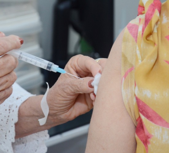 Prefeitura quer intensificar vacinação contra gripe em Cuiabá