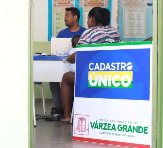 Prefeitura de Várzea Grande marca presença em ação social com atendimento à comunidade