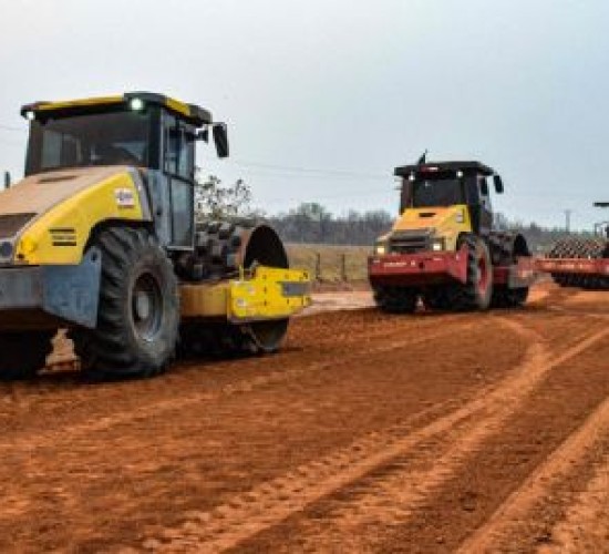 Governo de MT lança licitações para investir R$ 150 milhões em asfalto novo e construção de pontes