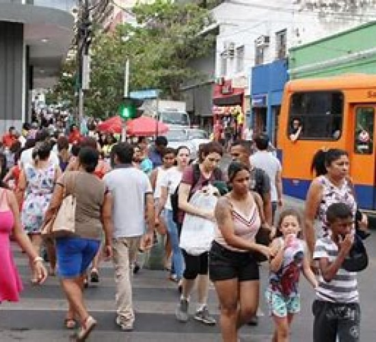 Dia livre de impostos lojas de Cuiabá tem descontos de até 70% nesta quinta-feira (29)