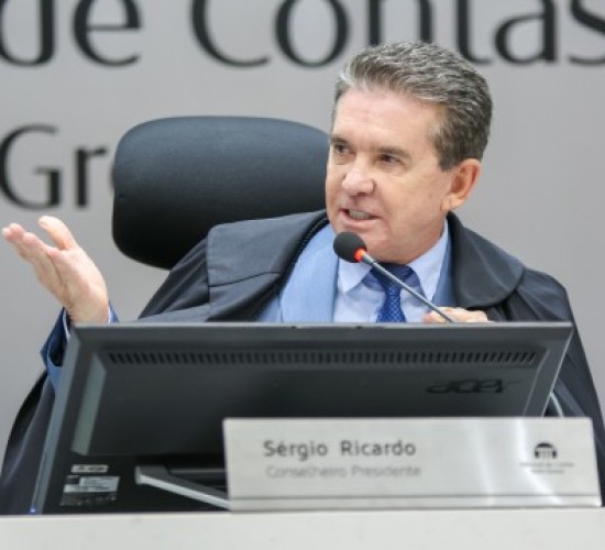 Sérgio Ricardo dá 15 dias para empresas fornecerem contratos sob pena de nulidade das dívidas dos consignados