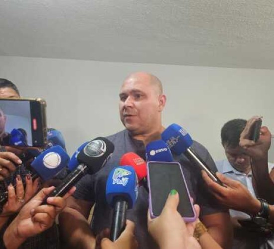 Abílio zera cartão consignado e limita descontos para servidores de Cuiabá após denúncias de fraude