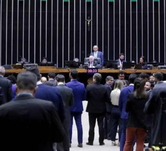 Mato Grosso pode abrir mais duas vagas para deputados federais em 2026