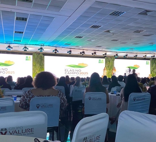 Evento reúne 800 mulheres para discutir protagonismo feminino no agro