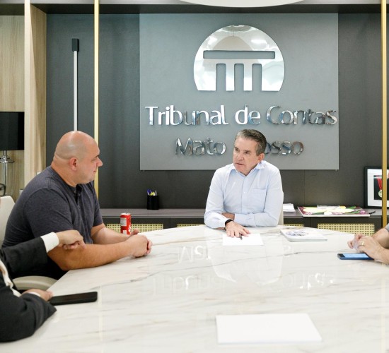 Prefeitura de Cuiabá entrega dados de seis meses de gestão ao TCE