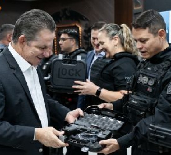 Mauro vai premiar policiais por trabalhos 'extraordinários' no combate ao crime