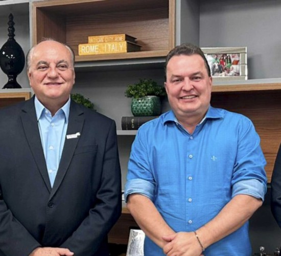 Menos imposição, mais incentivo Fecomércio-MT propõe selo “Transparência na Contratação” e articula mudança em projeto de lei