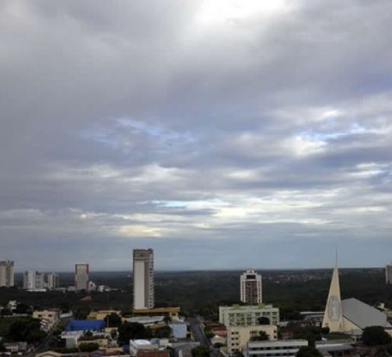 Frio chega com mínimas de 13°C nos próximos dias em Cuiabá