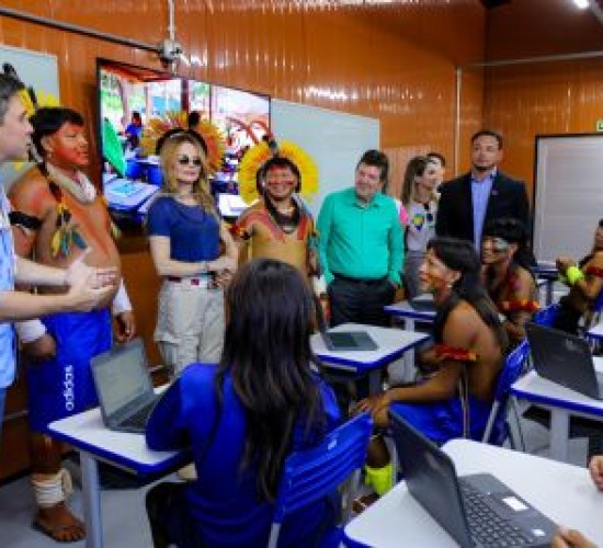Dia Internacional dos Povos Indígenas é celebrado com reconhecimento da primeira-dama Virgínia Mendes