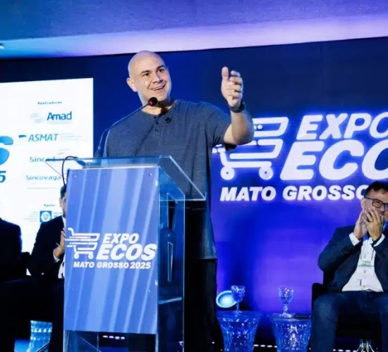 Prefeito de Cuiabá destaca incentivo a empresas e geração de empregos na abertura da ExpoEcos 2025