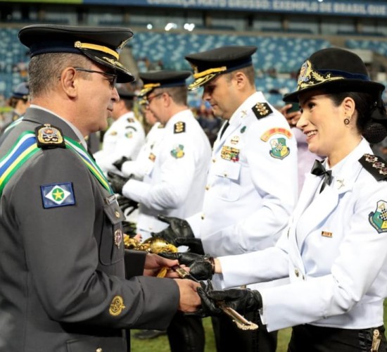 PM oficializa promoção de 983 militares em celebração aos 190 anos de história da instituição
