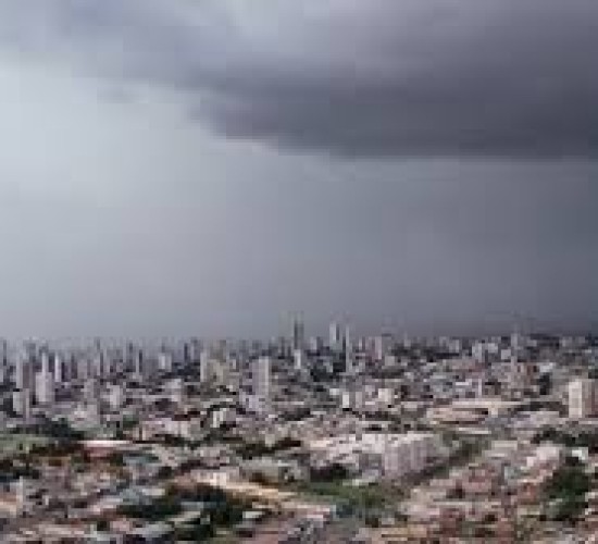 INMET emite alerta amarelo de tempestade com risco de granizo em Cuiabá e outras 40 cidades