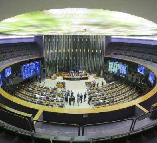 Câmara aprova MP que agiliza análise de benefício do INSS