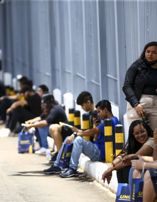 Notícias de MT Participantes do Enem 2022 fazem hoje provas de exatas